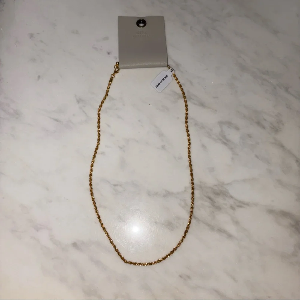 Urban Outfitters NWT Gold Twist 23” Rope Chain Necklace One Size